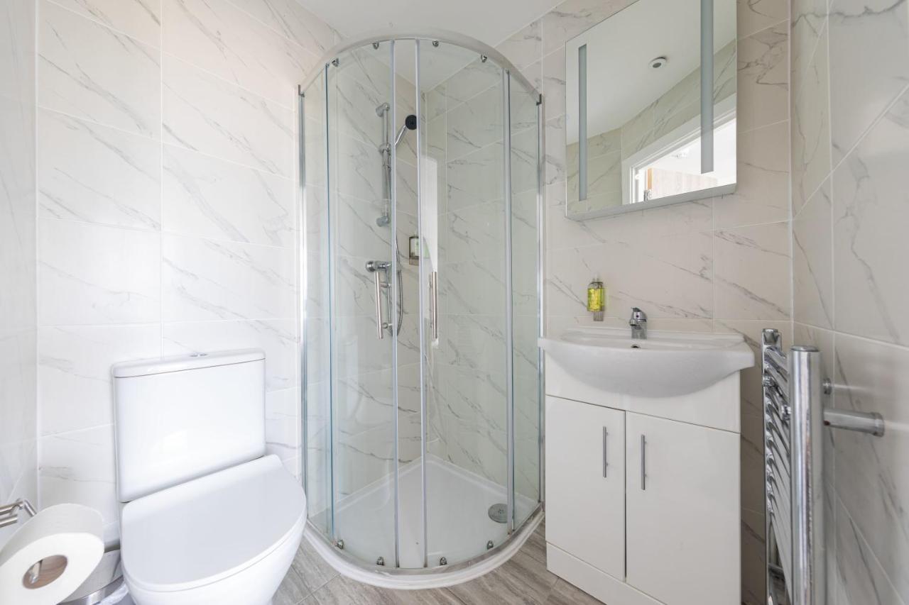 Charming Hotel Laundry Near Tufnell Park London Ngoại thất bức ảnh